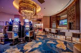 Tampilan permainan live dealer robllox dengan meja blackjack dan roulette